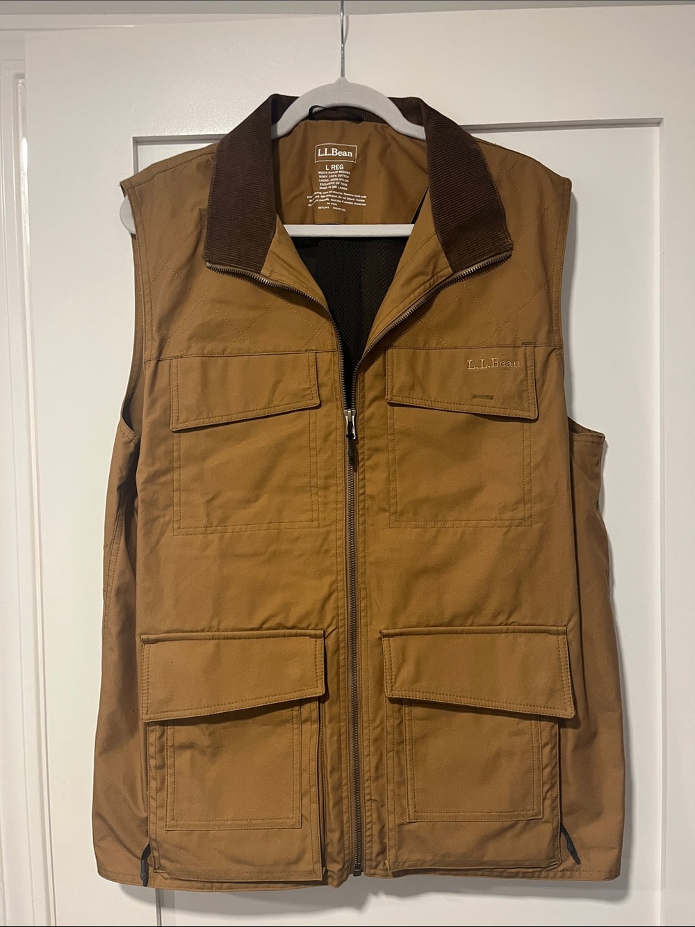 L.L. Bean Men’s Brown Workwear Field Vest with Dark Brown Collar